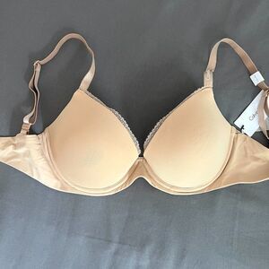 NWT Calvin Klein Seductive Comfort Tailored Lift Demi Bra